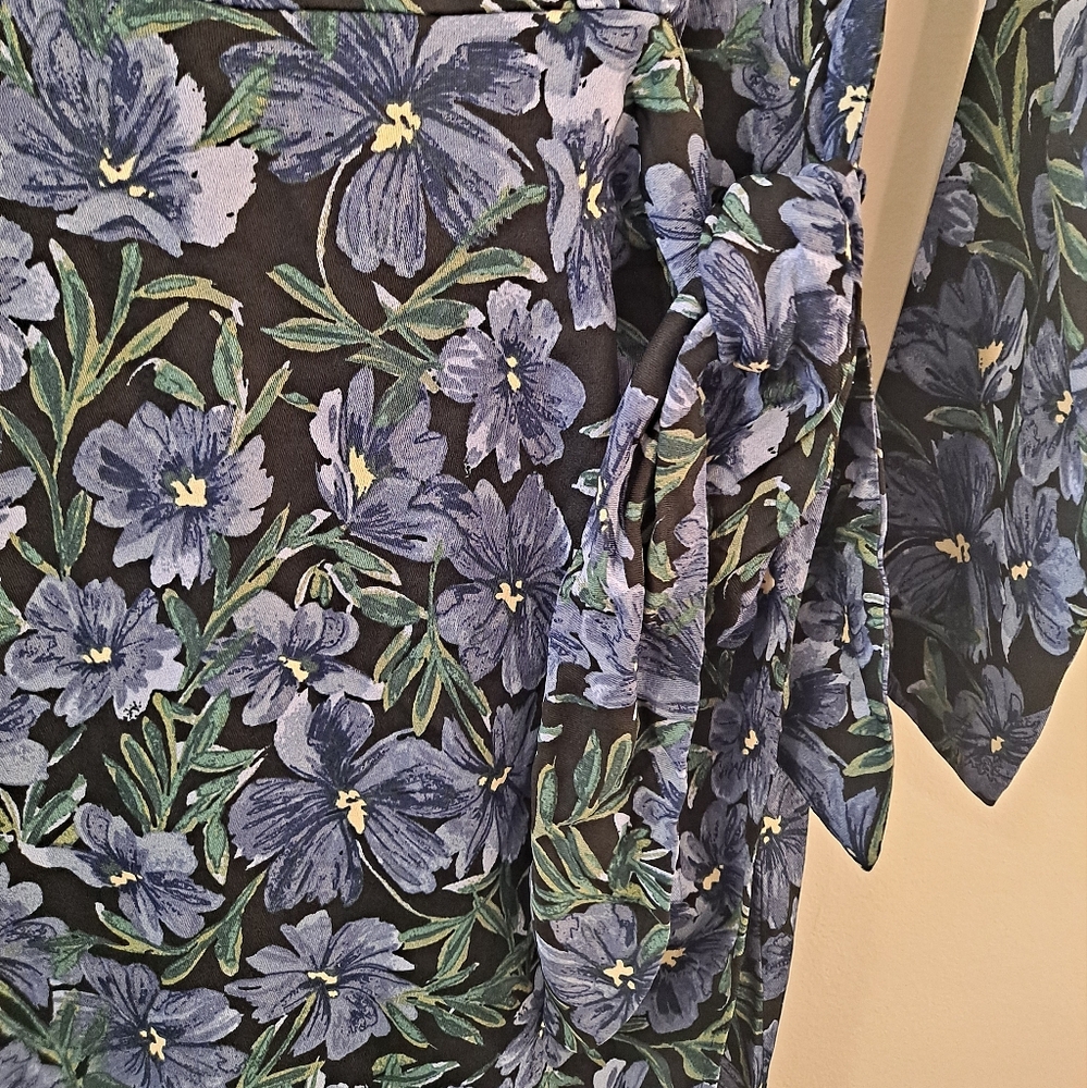 & Other Stories Floral Print Mini Wrap Dress - Size 4 - Picture 7 of 13